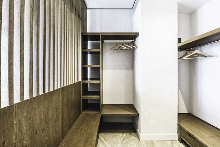 Room 13 of 181