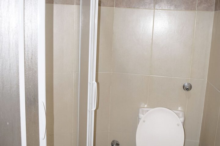 Room 14 of 22
