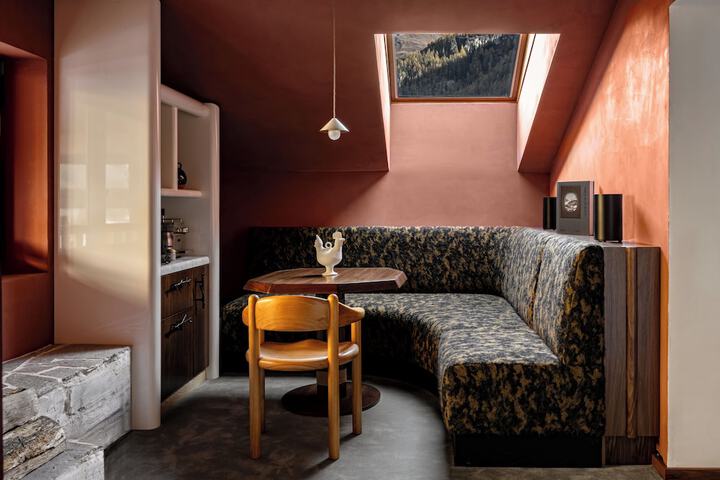 Room 46 of 71