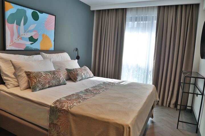 Room 35 of 51