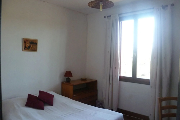Room 3 of 6