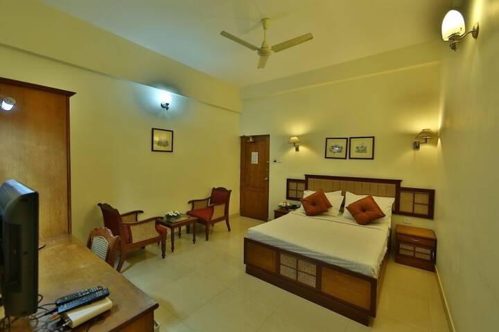 Room 7 of 30