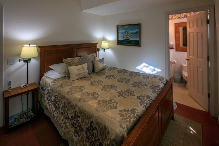 Room 53 of 95