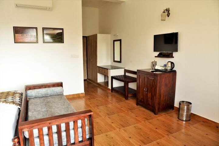 Room 4 of 21