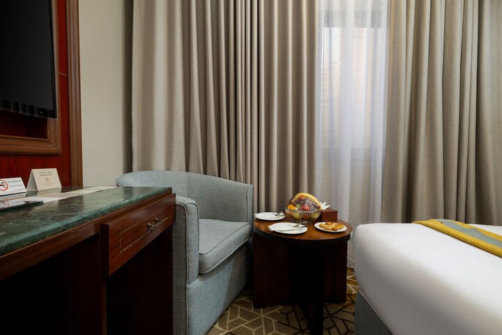 Room 20 of 42