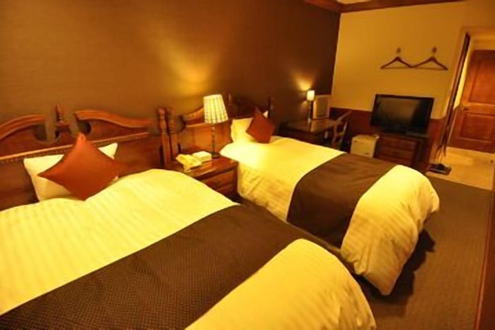 Room 4 of 67