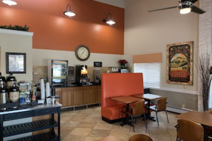 Breakfast area