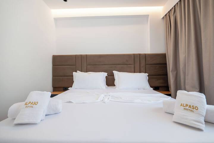Room 10 of 69