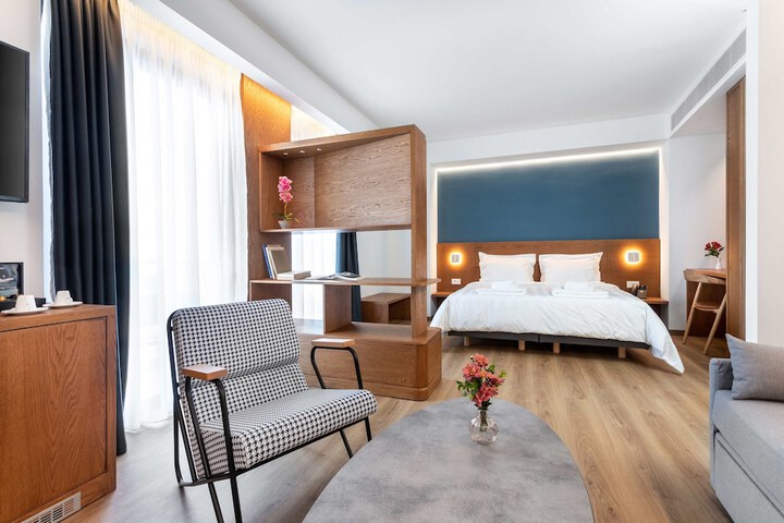 Room 10 of 53