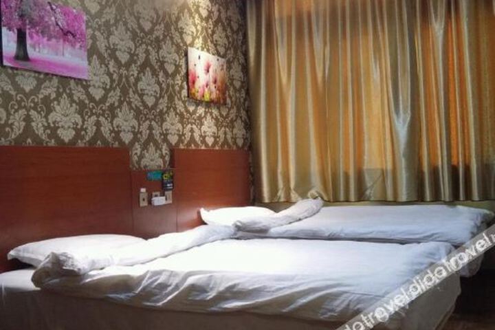 Hotel 1 of 3
