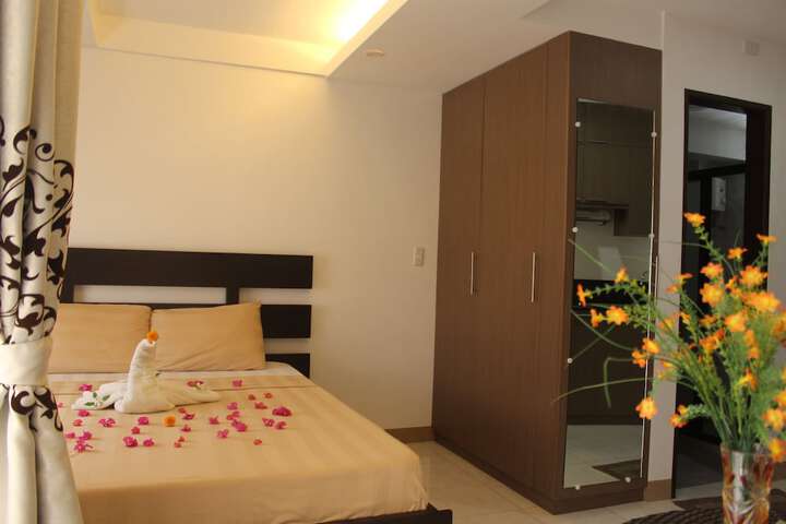 Room 4 of 26