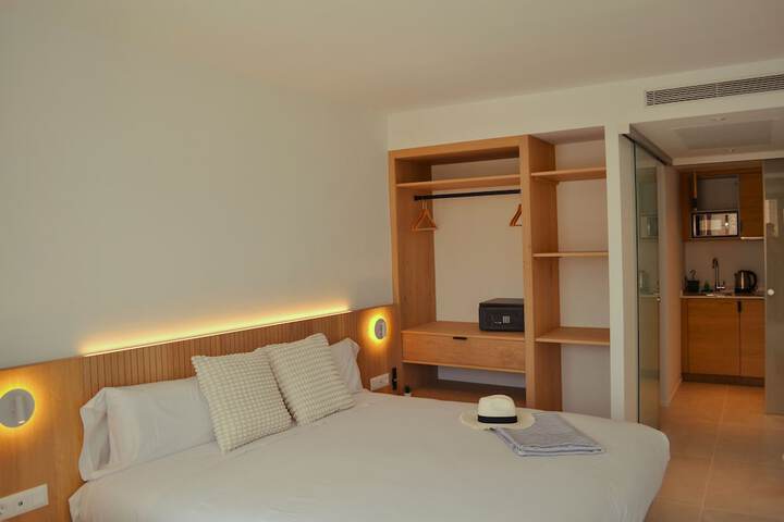 Room 26 of 53