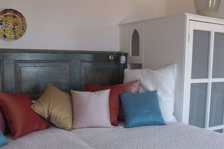 Room 2 of 14