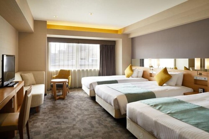 Room 15 of 72