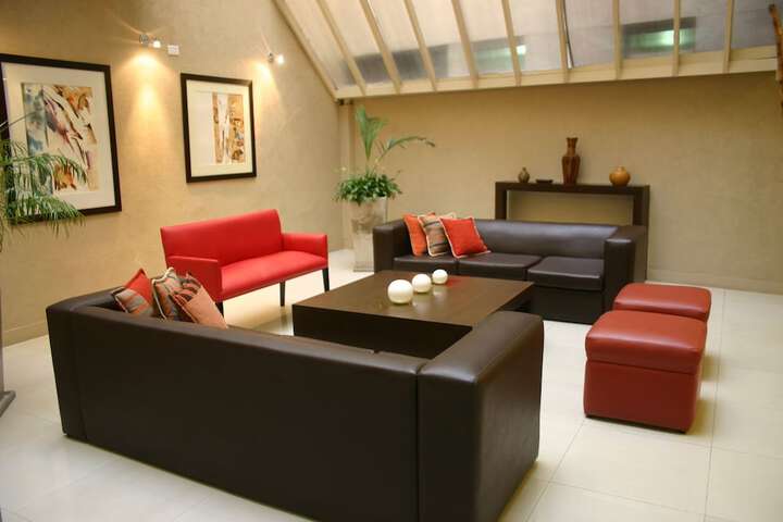 Entrance & Lobby