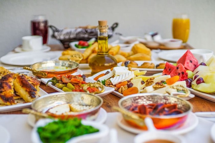 Breakfast/Coffee Service 103 of 107