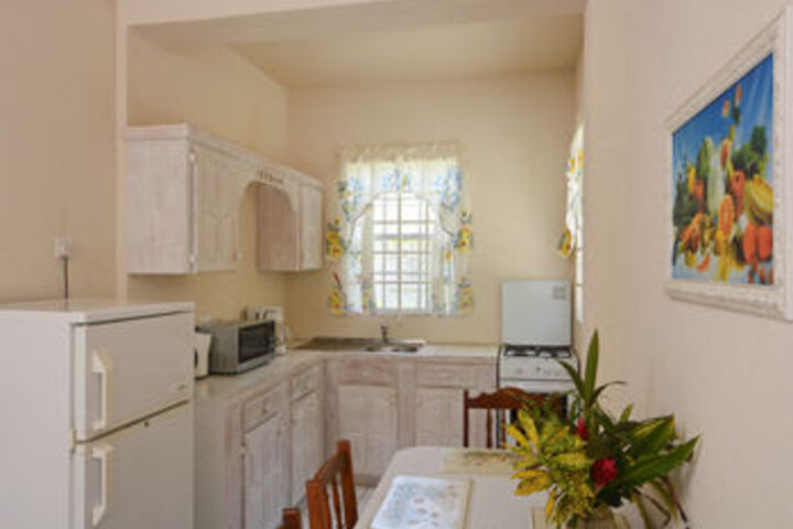 Room 34 of 40