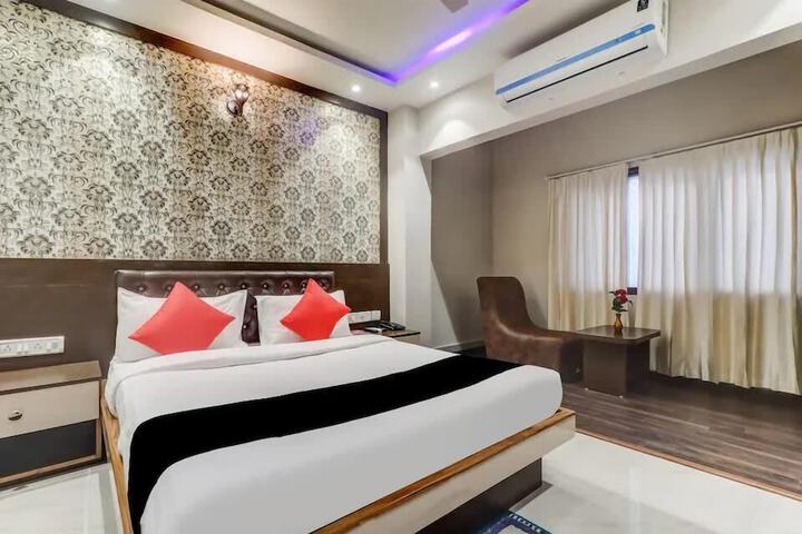 Room 18 of 21