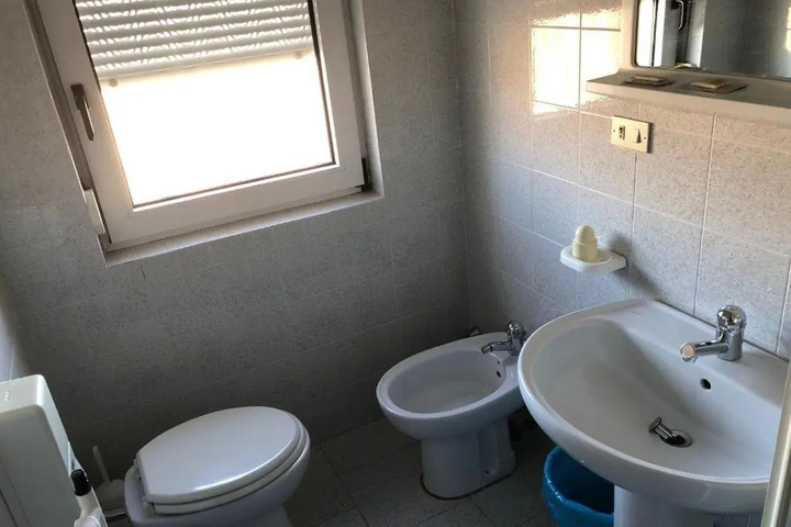 Room 3 of 3