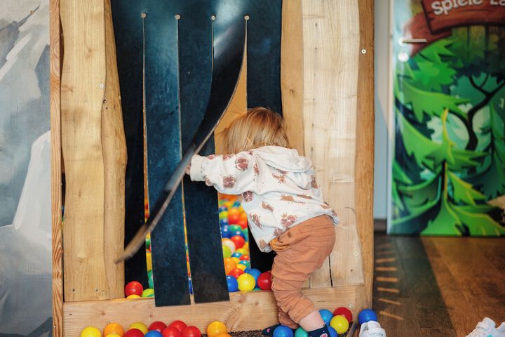 Childrens Activities 27 of 57