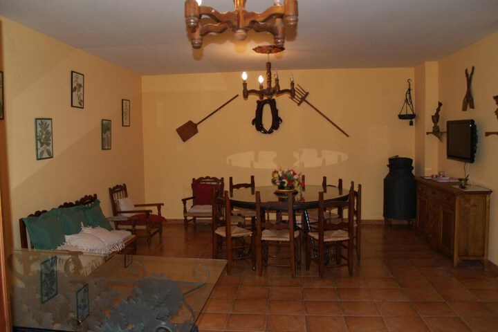 Room 12 of 21