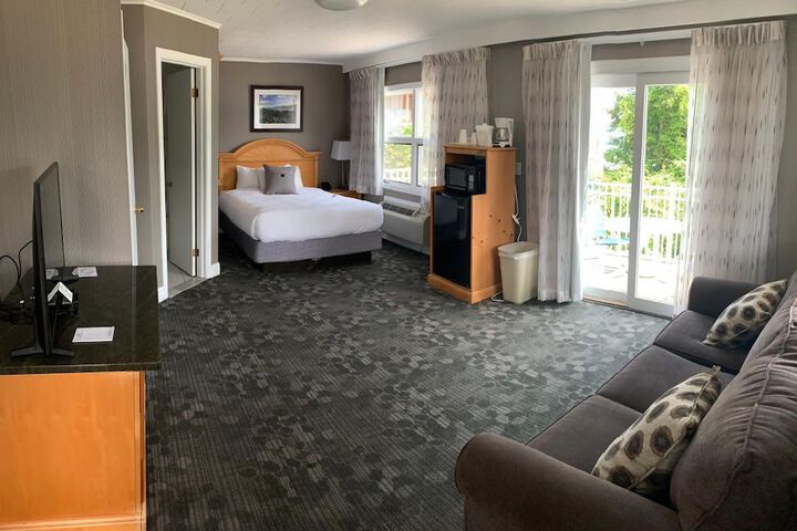 Room 15 of 51