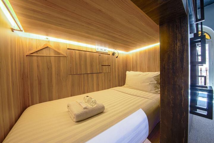 Room 16 of 23