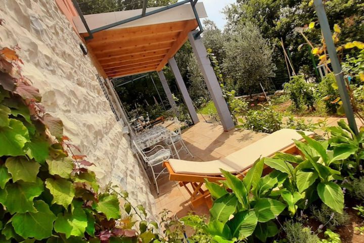 Terrace/Patio 51 of 100