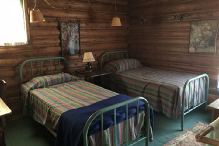 Room 15 of 18