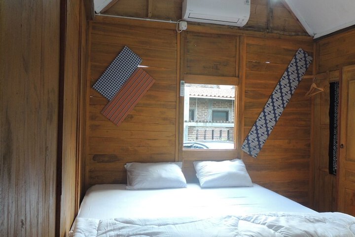 Room 3 of 27
