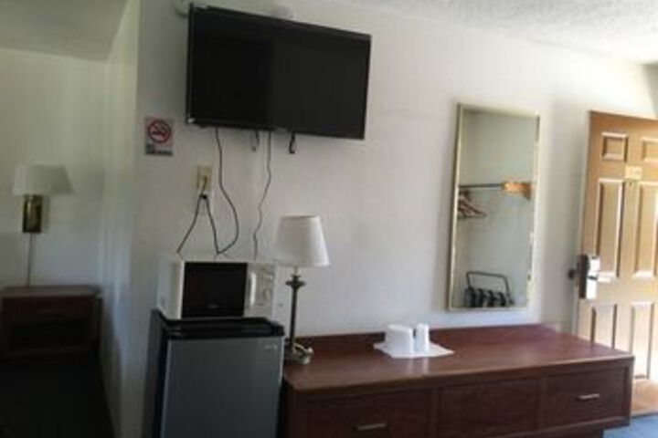 Room 34 of 52