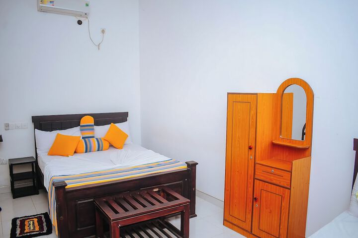 Room 16 of 62