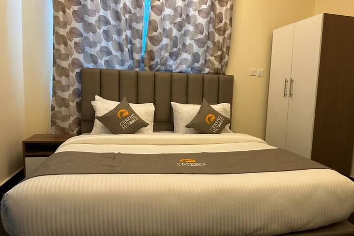 Room 2 of 16