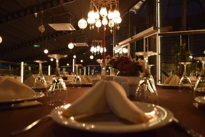 Dining 41 of 64