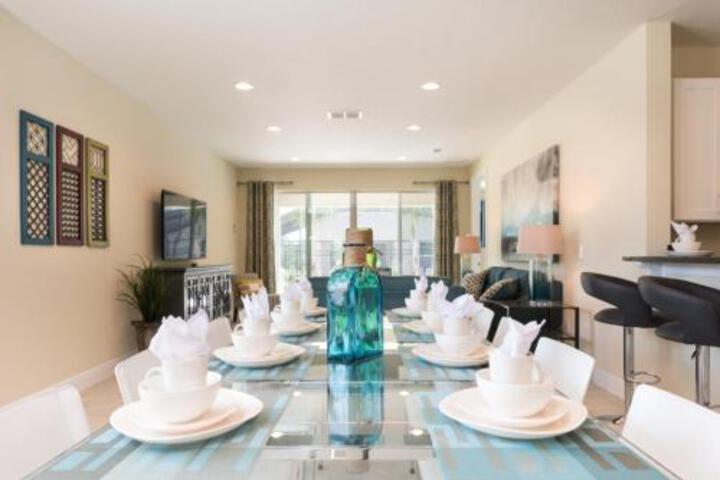 The Encore Club at Reunion Six Bedroom Villa EC009 in Orlando, FL