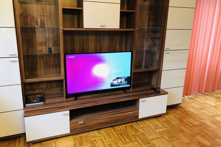 Room 12 of 22