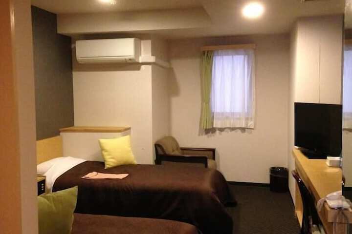 Room 19 of 31