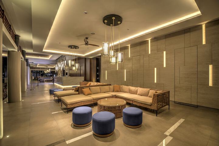 Hotel Interior 4 of 71