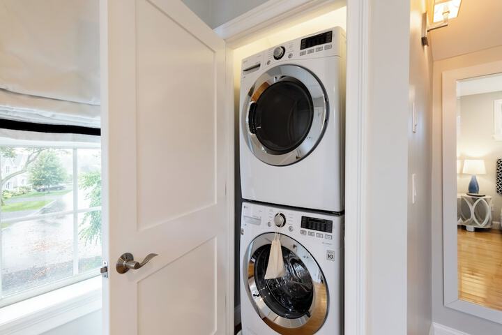 Laundry 60 of 97