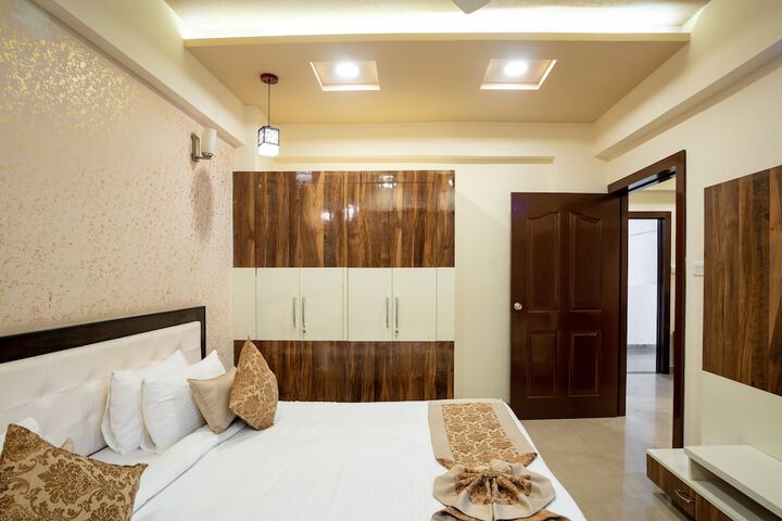 Room 13 of 53