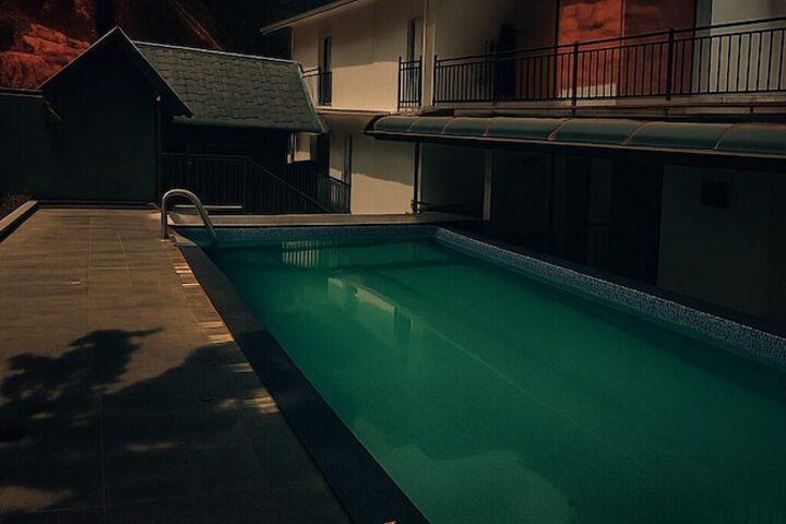 Pool 61 of 134