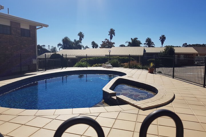 Pool 58 of 90