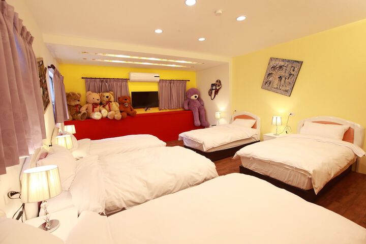 Room 28 of 58