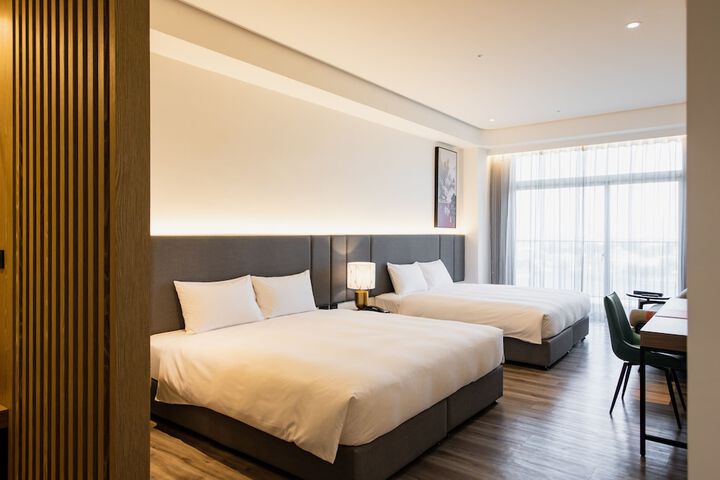 Room 16 of 49