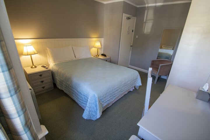 Room 46 of 70