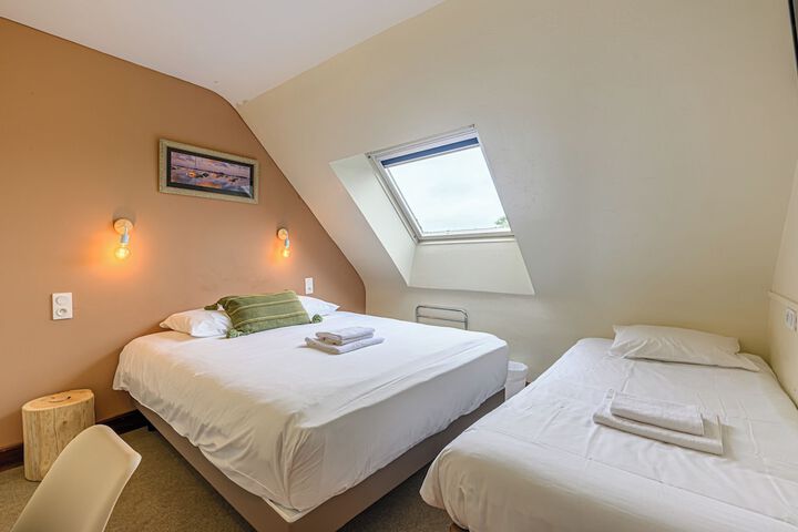 Room 16 of 52