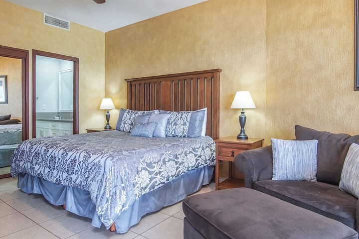 Room 42 of 599