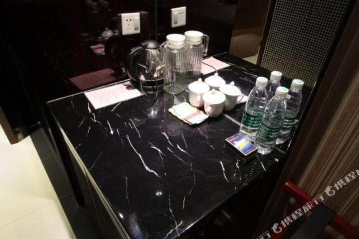 Liyumen Jindu Hotel