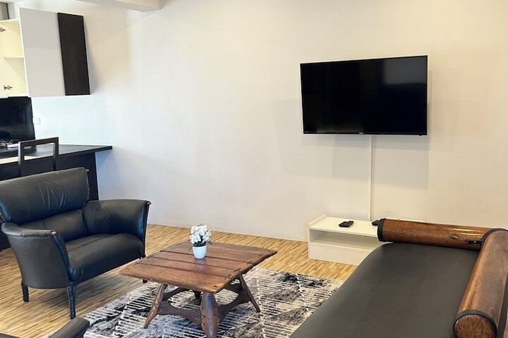 Room 10 of 21