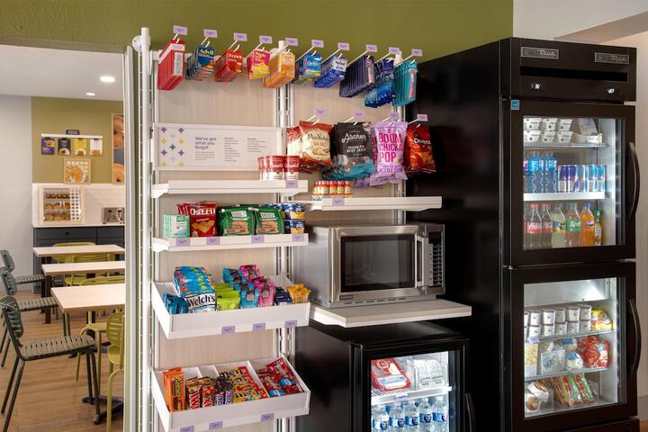 Snack bar